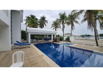 Casa de 5 alcobas en venta en El Peñon, Girardot, 500 m² · foto 2 de 9