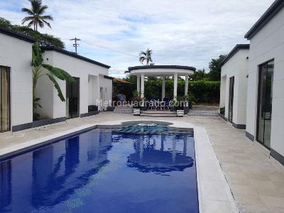 Casa de 5 alcobas en venta en Lagos Del Peñón, Girardot, 500 m² · foto 5 de 19