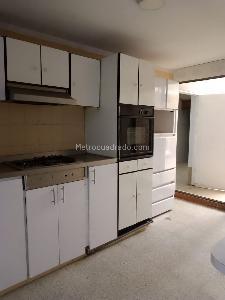Casa de 5 alcobas en venta en Prado Veraniego Norte, Bogotá, 408 m² · foto 9 de 18