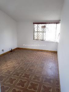 Casa de 5 alcobas en venta en Prado Veraniego Norte, Bogotá, 408 m² · foto 15 de 18