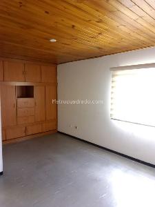 Casa de 5 alcobas en venta en Prado Veraniego Norte, Bogotá, 408 m² · foto 2 de 18
