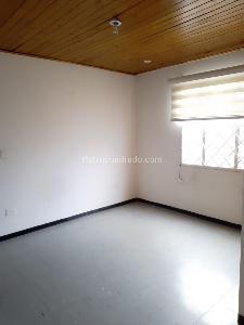 Casa de 5 alcobas en venta en Prado Veraniego Norte, Bogotá, 408 m² · foto 3 de 18