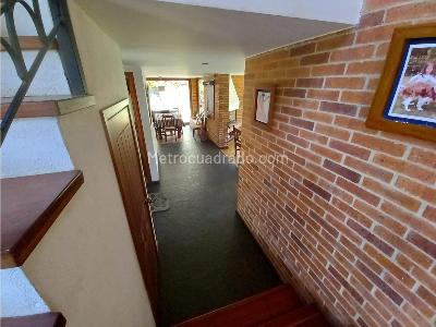 Casa de 5 alcobas en venta en Vereda Samaria, Chía, 220 m² · foto 12 de 20