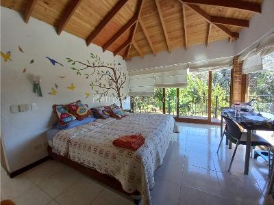 Casa de 5 alcobas en venta en Vereda Samaria, Chía, 220 m² · foto 19 de 20