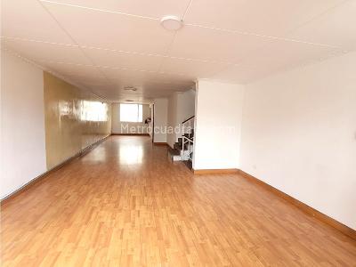 Apartamento en venta en Normandia, Bogotá · foto 4 de 18