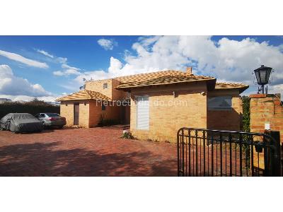 Casa en venta en Cajica, Cajicá · foto 3 de 20