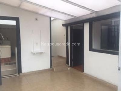 Casa en venta en Galerias, Bogotá · foto 2 de 20