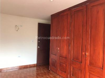 Casa en venta en Galerias, Bogotá · foto 10 de 20