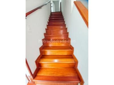 Casa de 5 alcobas en venta en Villa Luz, Bogotá, 250 m² · foto 17 de 20