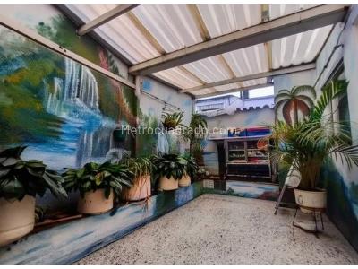 Casa de 5 alcobas en venta en Villa Luz, Bogotá, 250 m² · foto 18 de 20