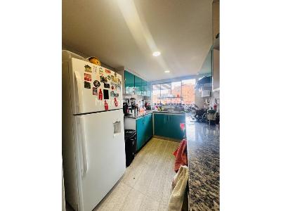 Apartamento en venta en La Carolina, Bogotá · foto 4 de 14