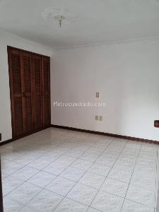 Apartamento de 3 alcobas en venta en Cañaveral Etapa 2, Floridablanca, 118 m² · foto 11 de 20