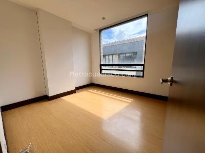 Apartamento de 2 alcobas en venta en Cedritos Alcala, Bogotá, 77 m² · foto 9 de 20