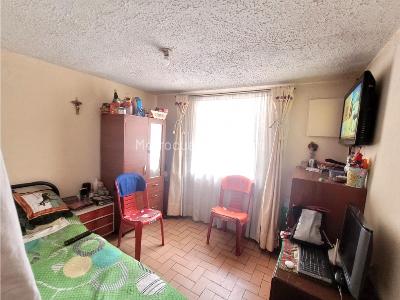 Casa en venta en Candelaria La Nueva, Bogotá · foto 12 de 14