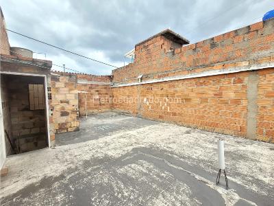 Casa en Venta, Candelaria La Nueva, Bogotá D.C.