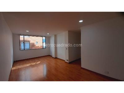 Apartamento de 3 alcobas en venta en Quinta Paredes, Bogotá, 71 m² · foto 3 de 20