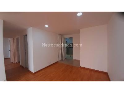 Apartamento de 3 alcobas en venta en Quinta Paredes, Bogotá, 71 m² · foto 5 de 20