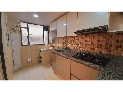 Apartamento de 3 alcobas en venta en Quinta Paredes, Bogotá, 71 m² · foto 8 de 20