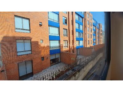 Apartamento de 3 alcobas en venta en Quinta Paredes, Bogotá, 71 m² · foto 10 de 20
