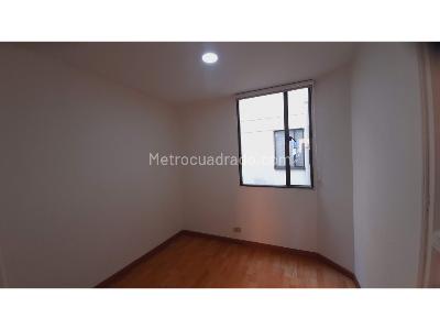 Apartamento de 3 alcobas en venta en Quinta Paredes, Bogotá, 71 m² · foto 12 de 20