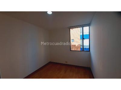 Apartamento de 3 alcobas en venta en Quinta Paredes, Bogotá, 71 m² · foto 15 de 20