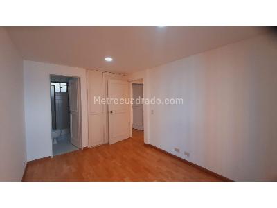 Apartamento de 3 alcobas en venta en Quinta Paredes, Bogotá, 71 m² · foto 17 de 20