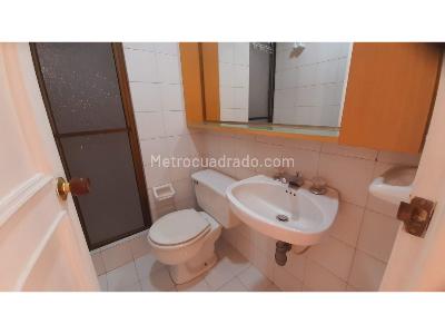 Apartamento de 3 alcobas en venta en Quinta Paredes, Bogotá, 71 m² · foto 18 de 20