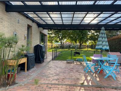 Casa de 5 alcobas en venta en Norte, Bogotá, 339 m² · foto 13 de 17