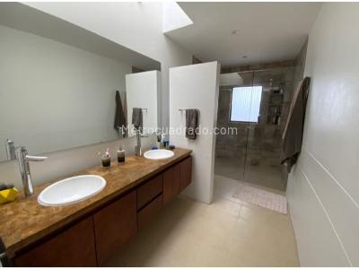 Casa de 4 alcobas en venta en La Calera, La Calera, 316 m² · foto 16 de 20