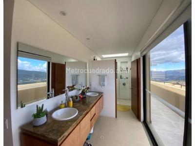 Casa de 4 alcobas en venta en La Calera, La Calera, 316 m² · foto 17 de 20