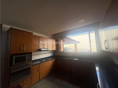 Casa de 4 alcobas en venta en Cajica, Cajicá, 252 m² · foto 6 de 15