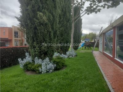 Casa de 3 alcobas en venta en Chuntame, Cajicá, 250 m² · foto 19 de 20