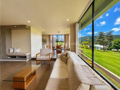 Casa de 4 alcobas en venta en Yerbabuena, Chía · foto 4 de 11