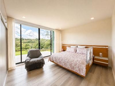 Casa de 4 alcobas en venta en Yerbabuena, Chía · foto 9 de 11