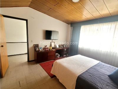 Casa de 5 alcobas en venta en Noroccidente, Bogotá, 286 m² · foto 13 de 20