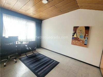 Casa de 5 alcobas en venta en Noroccidente, Bogotá, 286 m² · foto 15 de 20
