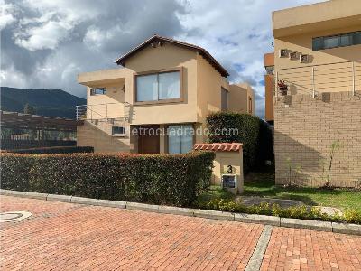 Casa en venta en Chuntame, Cajicá · foto 2 de 20
