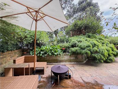 Apartamento de 2 alcobas en venta en Los Rosales, Bogotá, 200 m² · foto 8 de 15