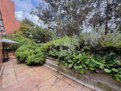 Apartamento de 2 alcobas en venta en Los Rosales, Bogotá, 200 m² · foto 9 de 15