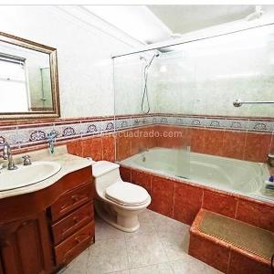 Casa de 4 alcobas en venta en Belen, Medellín, 255 m² · foto 10 de 11