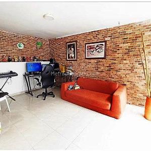Casa de 4 alcobas en venta en Belen, Medellín, 255 m² · foto 2 de 11
