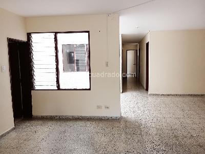 Casas en Arriendo en Belen, Medellín 5 habitaciones, 3 baños, 2511 m2 -  Vivienda Nueva y Usada