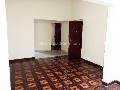 Casa de 5 alcobas en venta en Laureles, Medellín, 225 m² · foto 2 de 20