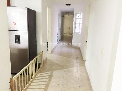 Apartamento en venta en La America, Medellín · foto 8 de 19