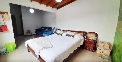 Casa de 3 alcobas en venta en Belen, Medellín, 200 m² · foto 12 de 19
