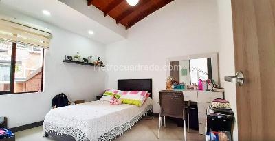 Casa de 3 alcobas en venta en Belen, Medellín, 200 m² · foto 16 de 19