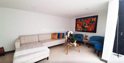 Casa de 3 alcobas en venta en Belen, Medellín, 200 m² · foto 3 de 19