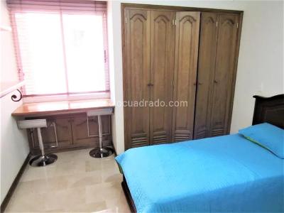 Apartamento de 3 alcobas en venta en Laureles, Medellín, 152 m² · foto 14 de 18