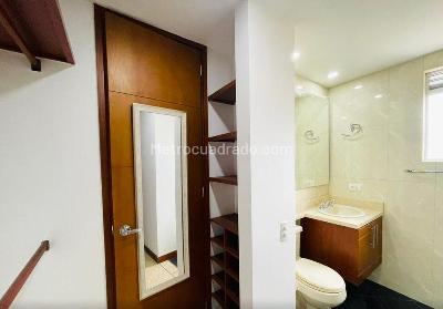 Apartamento de 3 alcobas en venta en Laureles, Medellín, 127 m² · foto 14 de 15