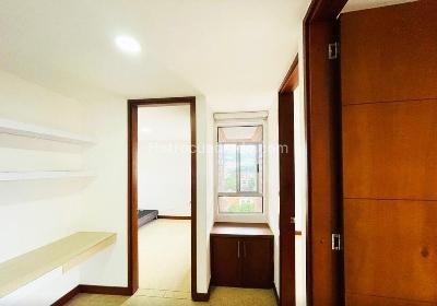 Apartamento de 3 alcobas en venta en Laureles, Medellín, 127 m² · foto 9 de 15